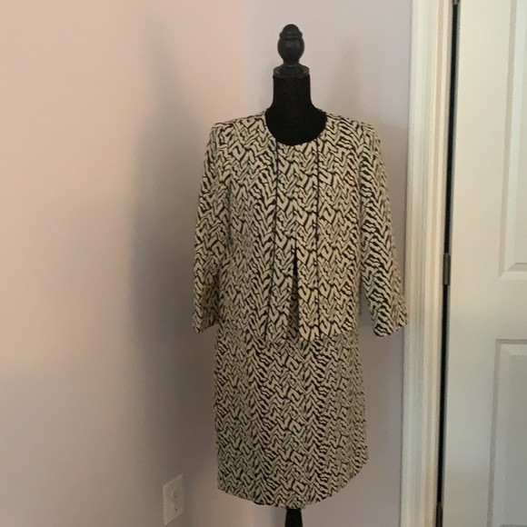 Suit Set - Picture 5 of 5